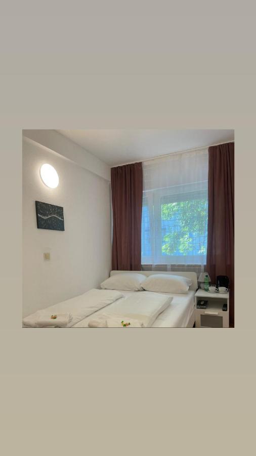 Hotel Starlight Франкфурт-на-Майні Екстер'єр фото