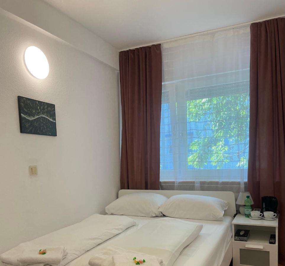 Hotel Starlight Франкфурт-на-Майні Екстер'єр фото