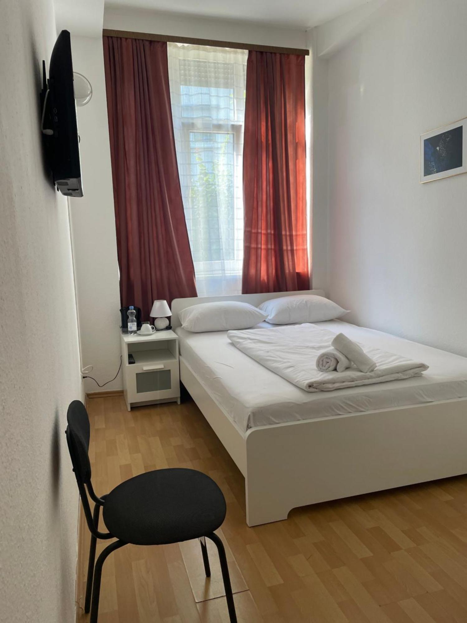 Hotel Starlight Франкфурт-на-Майні Екстер'єр фото